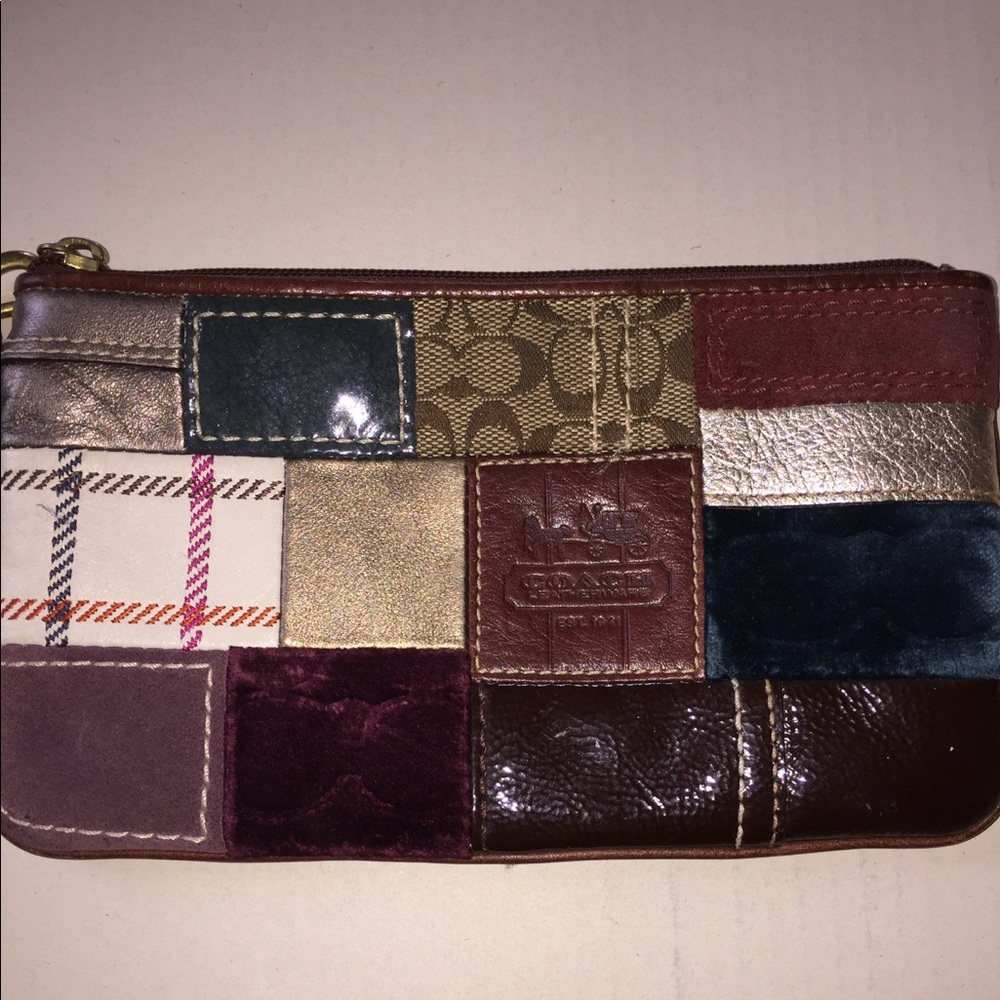 Coach wristlet wallet
